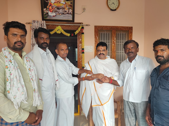 శ్రీశ్రీశ్రీ పోతులూరి వీరబ్రహ్మేంద్ర స్వామి ల వారి పీఠాధిపతులు శ్రీశ్రీశ్రీ వెంకటాద్రి స్వాముల వారు…